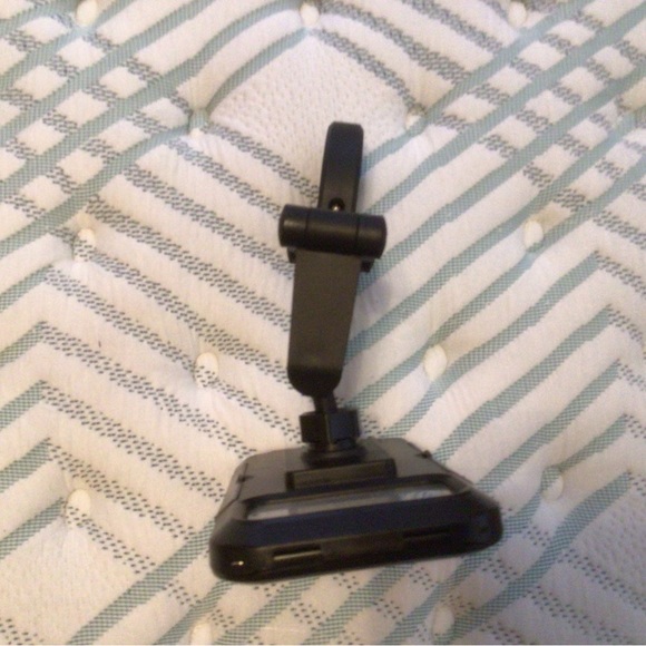 Peacham Motorcycle/Bicycle Phone Holder - Picture 3 of 8